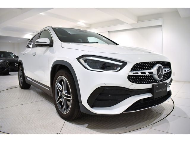 MERCEDES BENZ GLA class