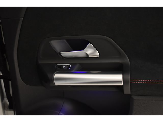 MERCEDES BENZ GLA class