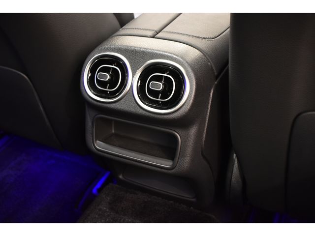 MERCEDES BENZ GLC class