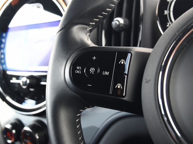 MINI COOPER D CROSSOVER