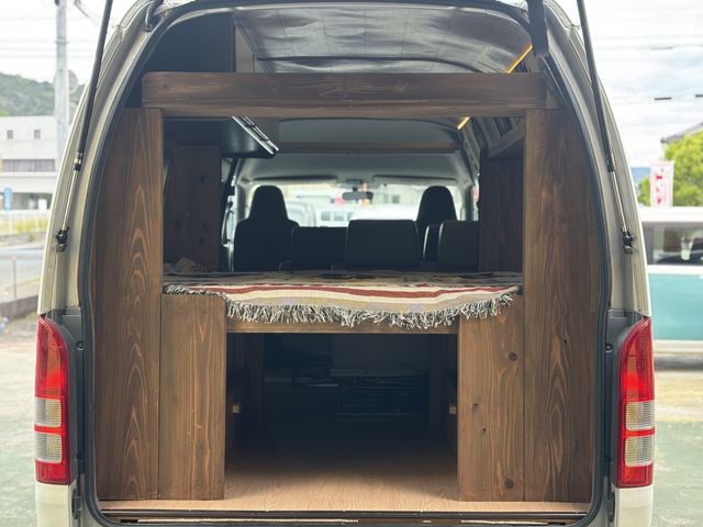 HIACE van 2WD