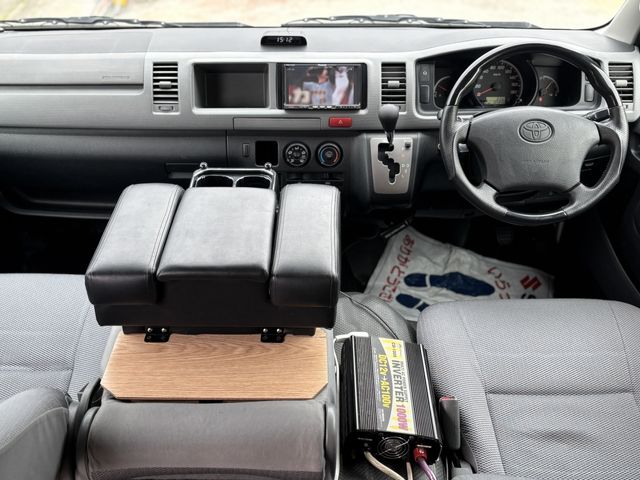 HIACE van 2WD