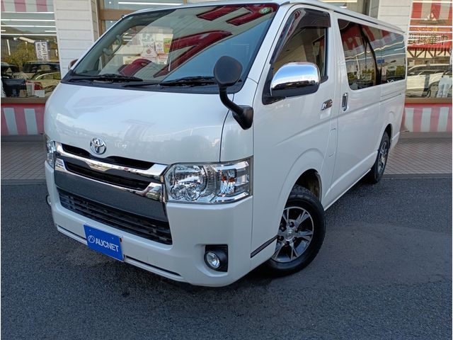 REGIUSACE van 4WD