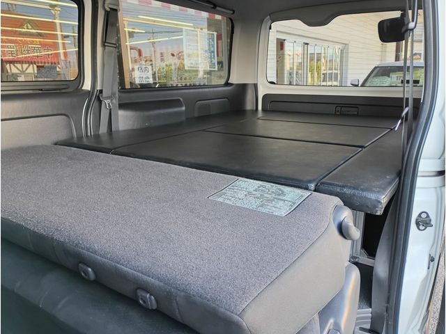 REGIUSACE van 4WD