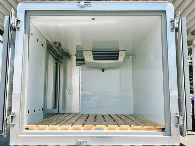 CARRY truck