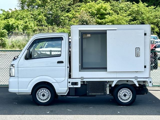 CARRY truck