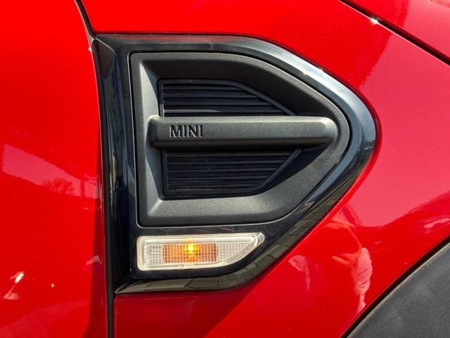 MINI COOPER D CROSSOVER
