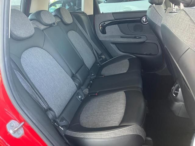 MINI COOPER D CROSSOVER
