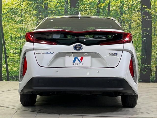 PRIUS PHV