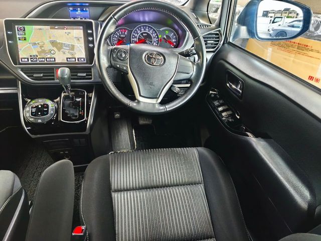 VOXY 4WD