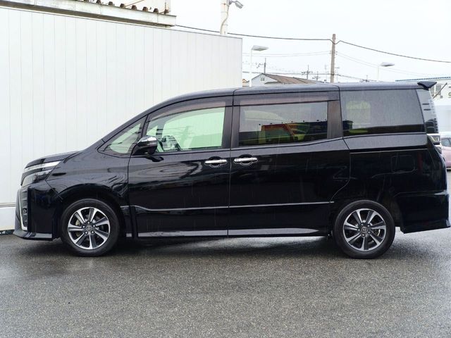 VOXY 4WD