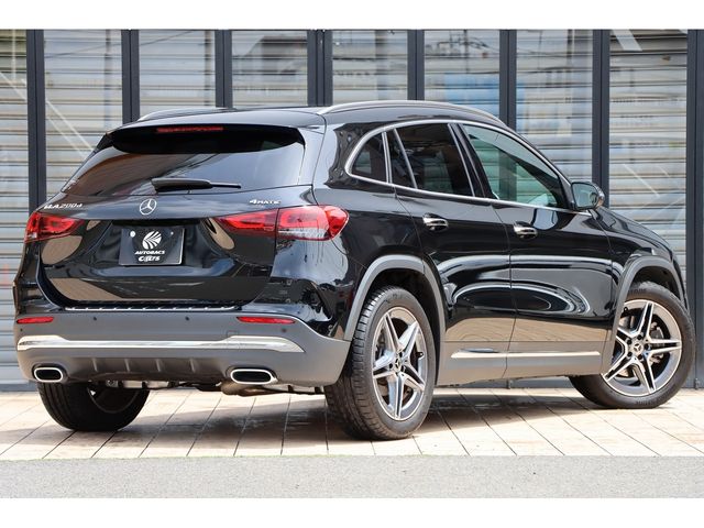 MERCEDES BENZ GLA class