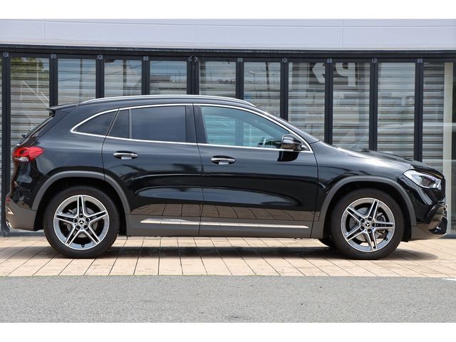 MERCEDES BENZ GLA class