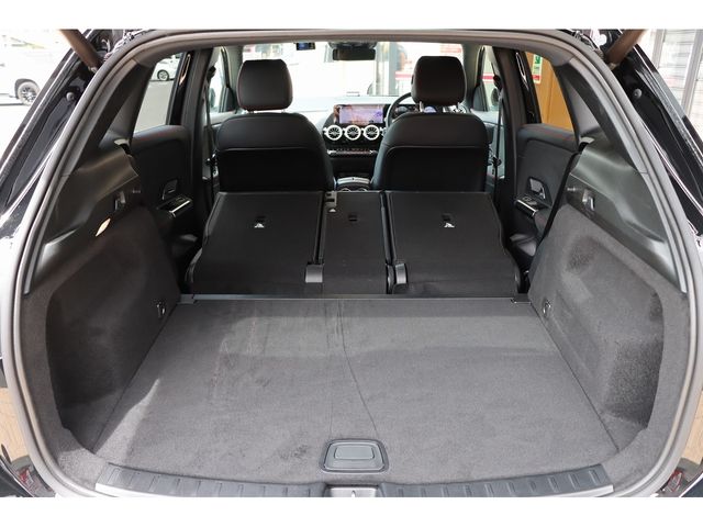 MERCEDES BENZ GLA class