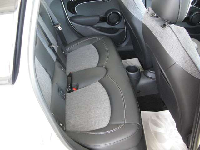 MINI COOPER 5DOOR