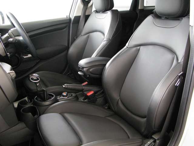 MINI COOPER D 5DOOR