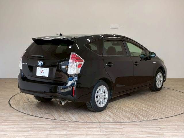 PRIUS Alpha