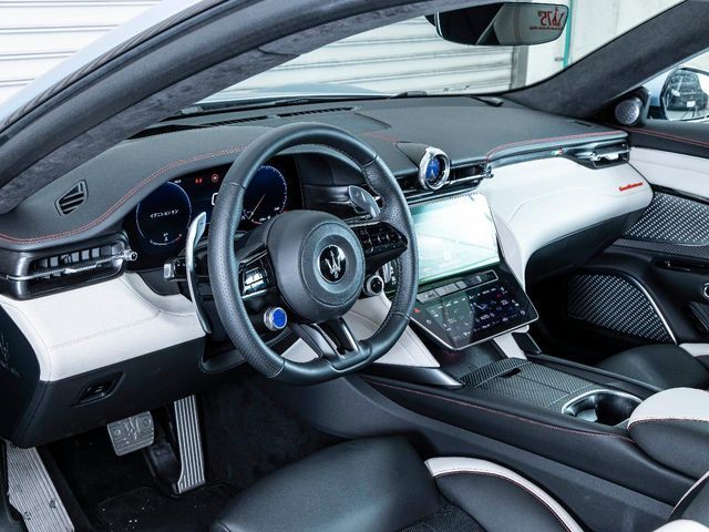 MASERATI GRANTURISMO