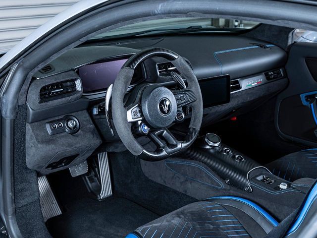 MASERATI MC20