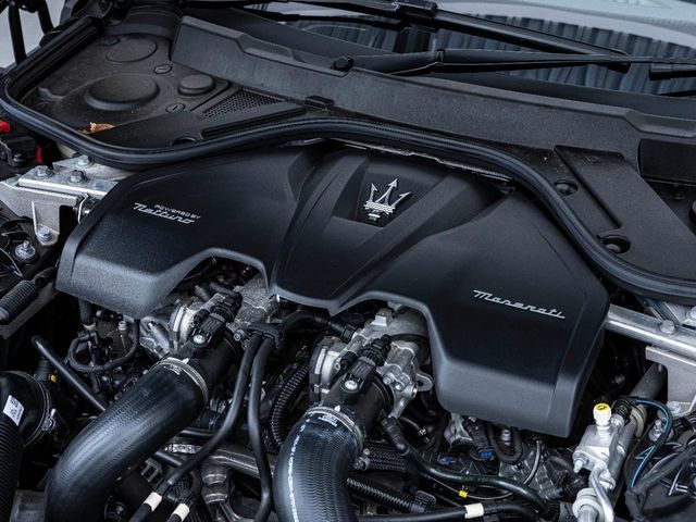 MASERATI GRANTURISMO