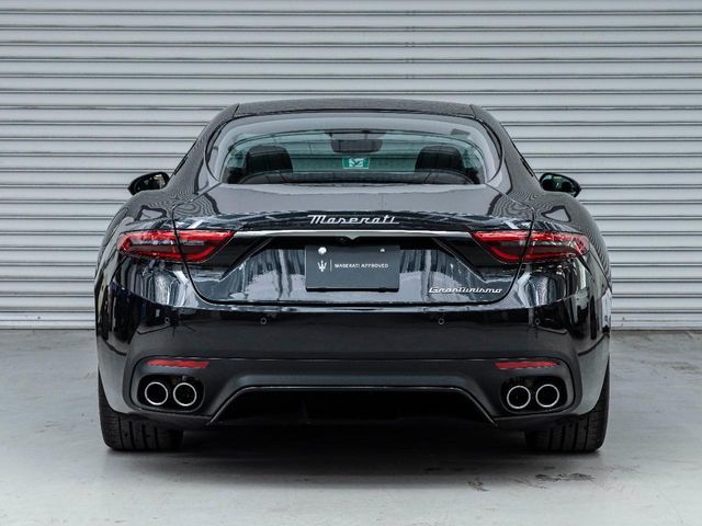 MASERATI GRANTURISMO