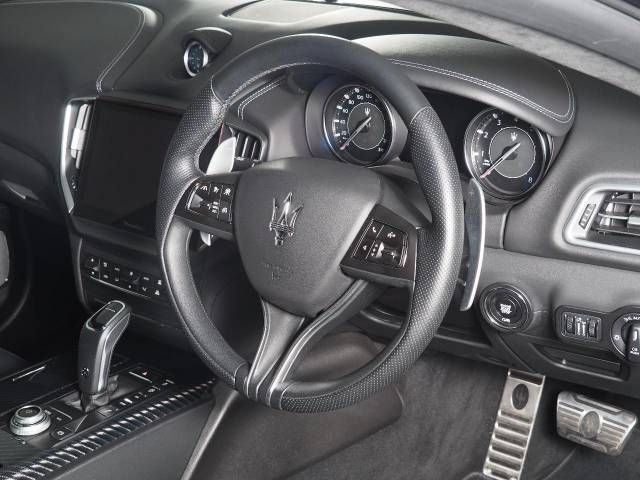 MASERATI GHIBLI Sedan