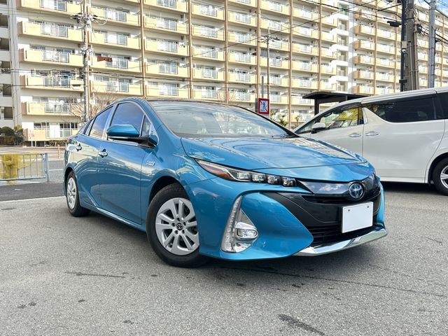 PRIUS PHV