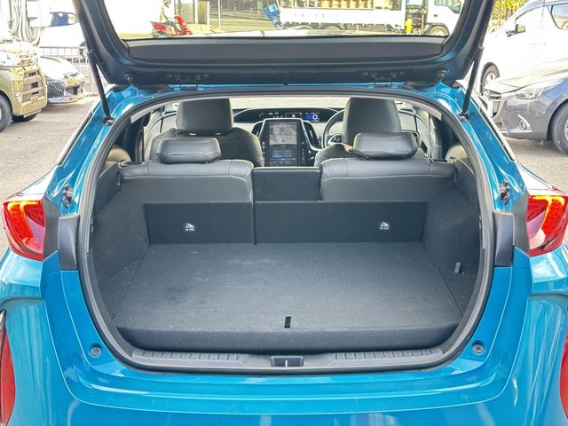 PRIUS PHV