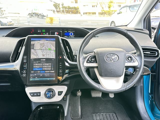 PRIUS PHV