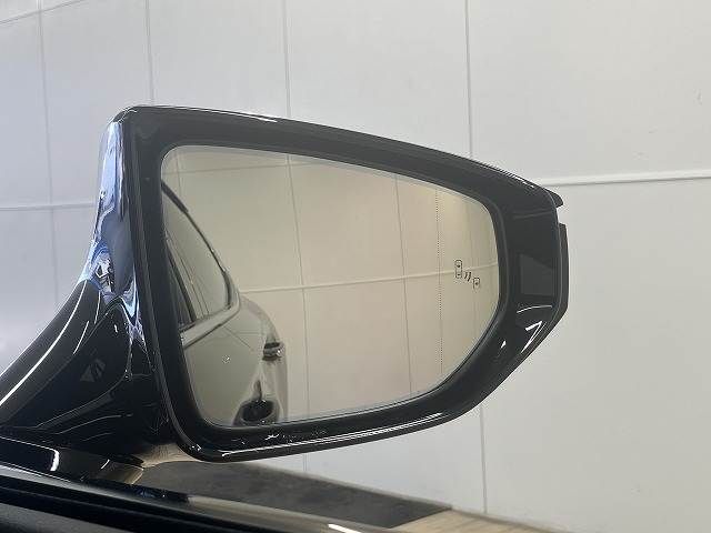 LEXUS LS500h 4WD