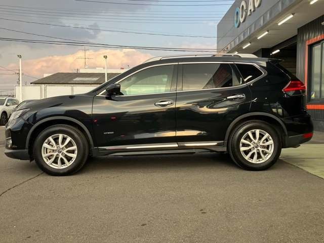 X-TRAIL HYBRID 4WD