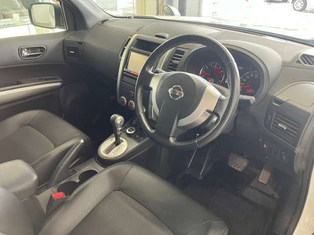 X-TRAIL 4WD