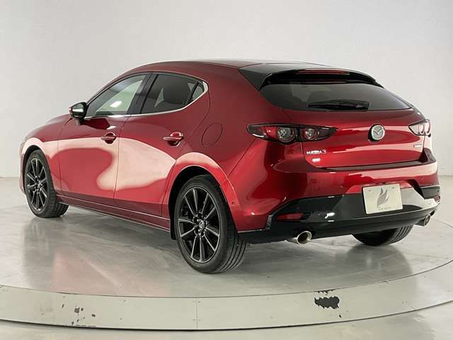 MAZDA3 FASTBACK