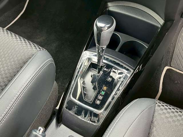 COROLLA FIELDER HYBRID