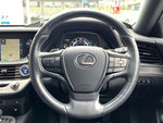 LEXUS LS500h 4WD