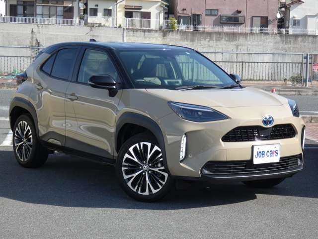 YARIS CROSS HYBRID