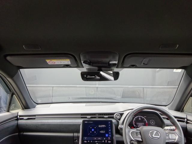 LEXUS LBX