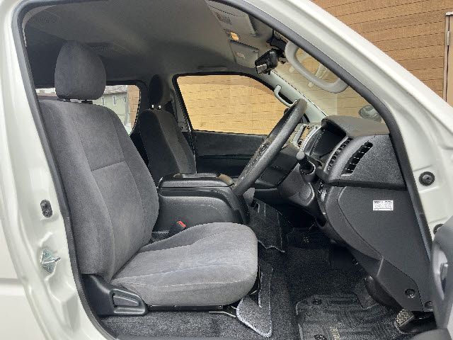 HIACE wagon