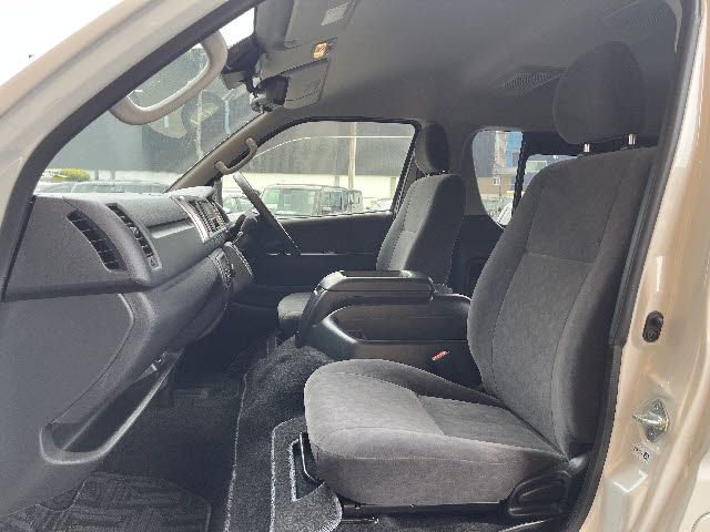 HIACE wagon