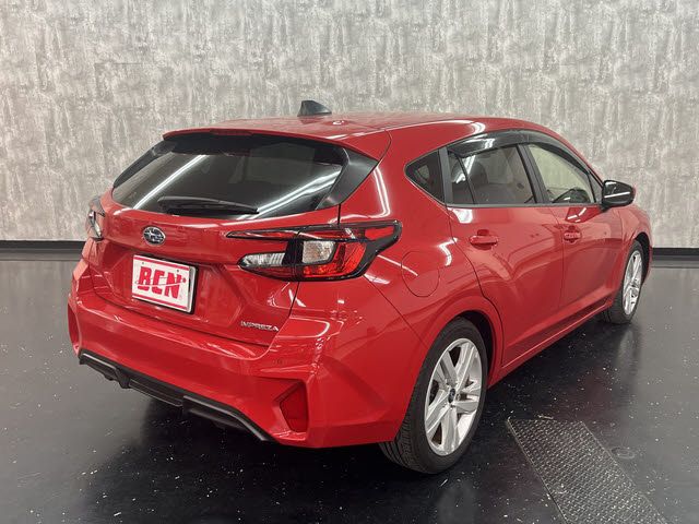 IMPREZA 5Door