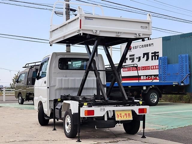 CARRY truck 4WD