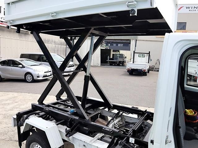 CARRY truck 4WD