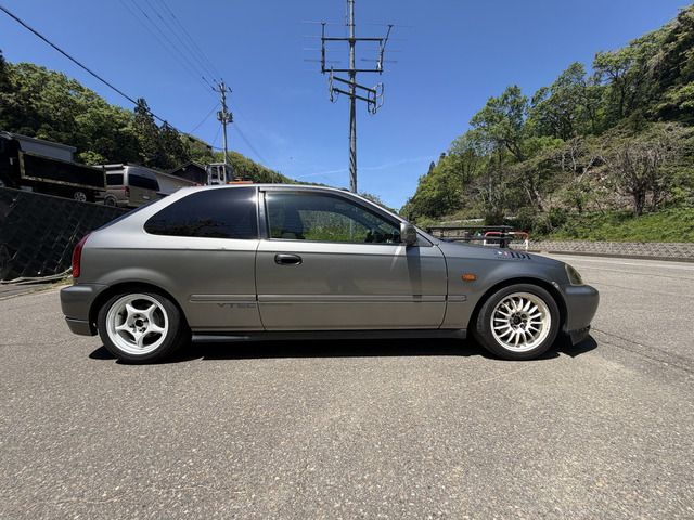CIVIC hatchback