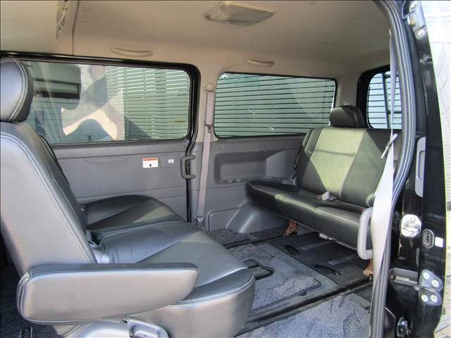 CARAVAN coach