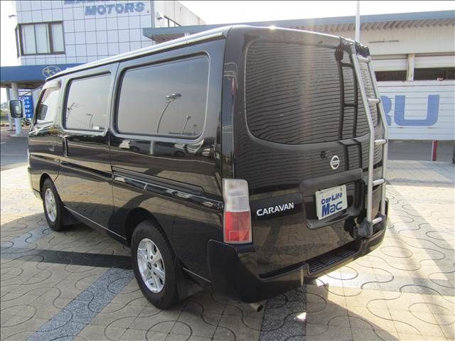 CARAVAN coach