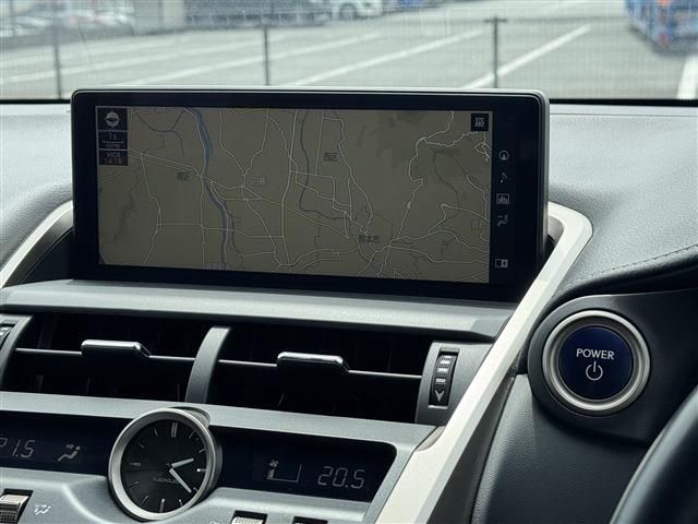 LEXUS NX300h AWD