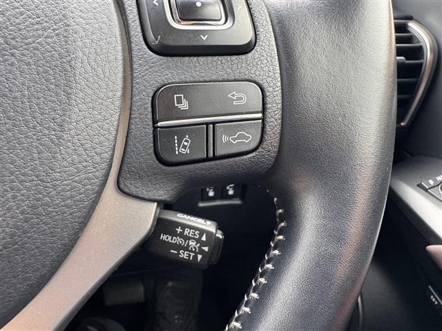 LEXUS NX300h AWD