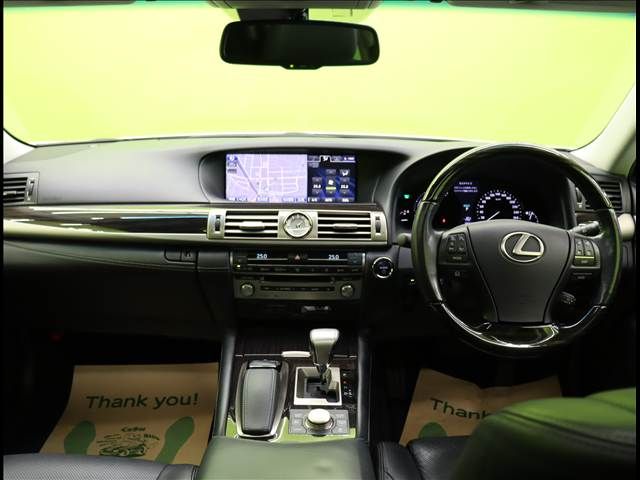 LEXUS LS600h