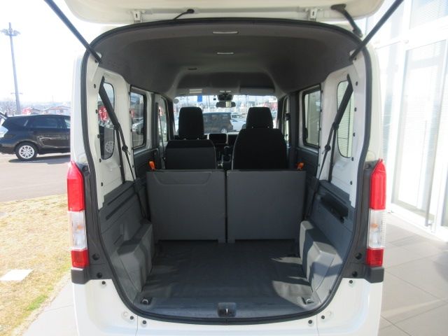 N-VAN 4WD