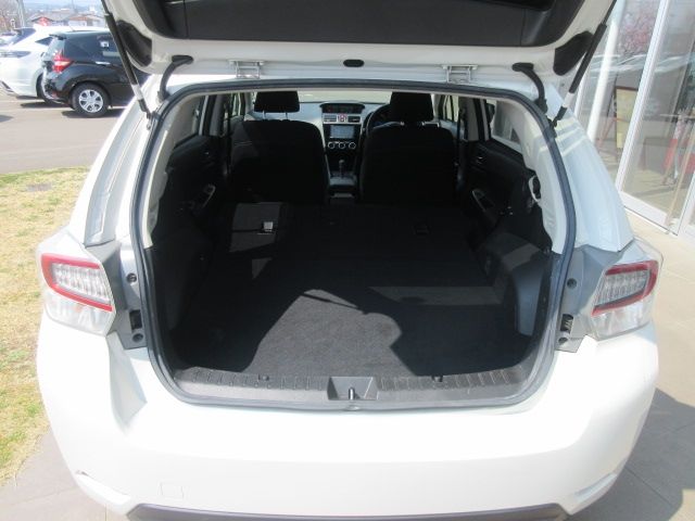 SUBARU XV HYBRID